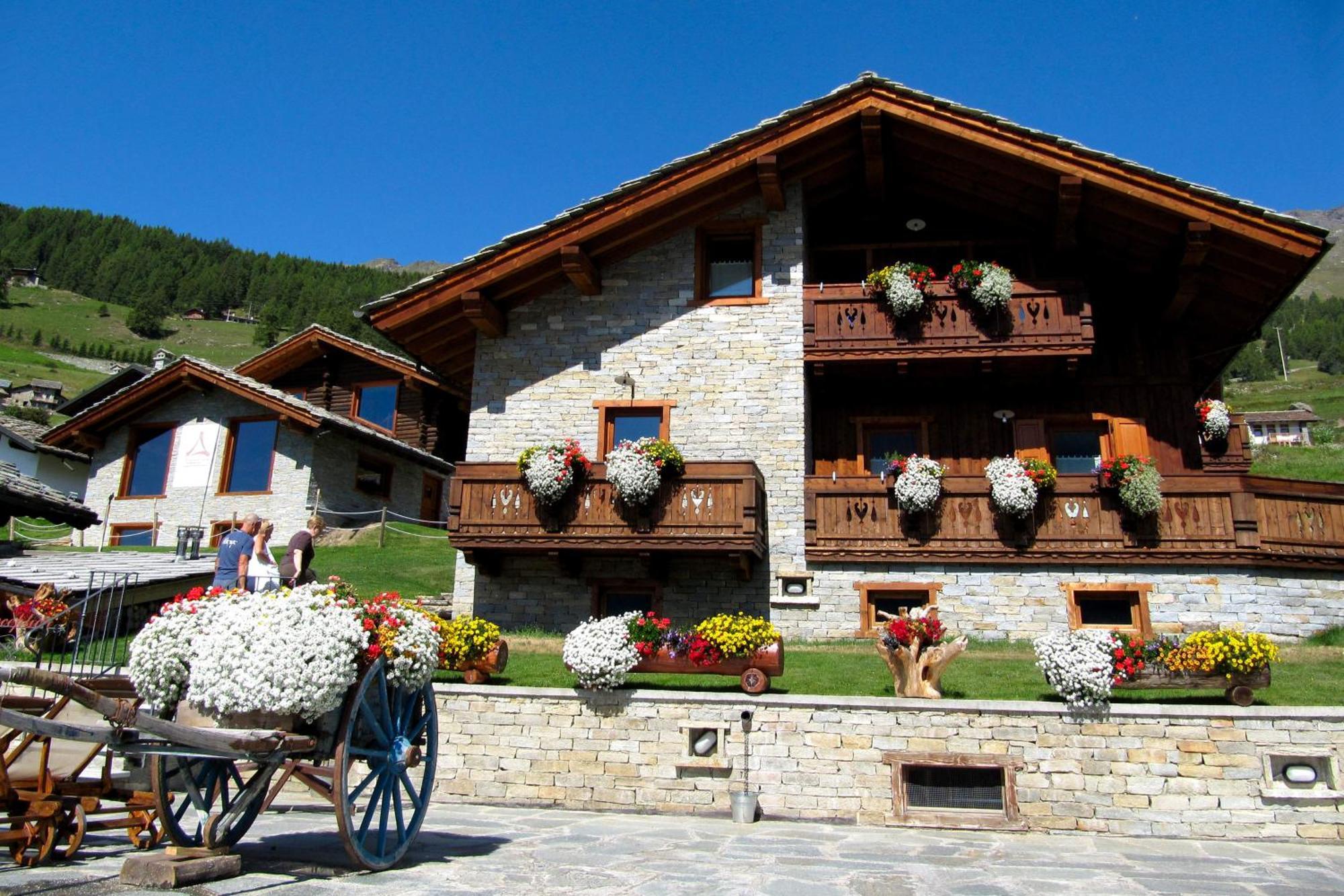 Residence Lo Peyo Champoluc Exterior foto